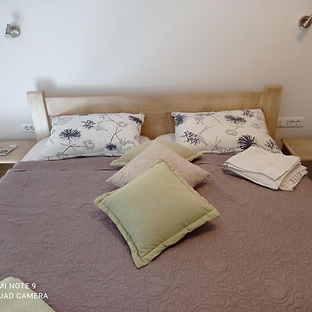 Berat Apartment Vodnjan Esterno foto