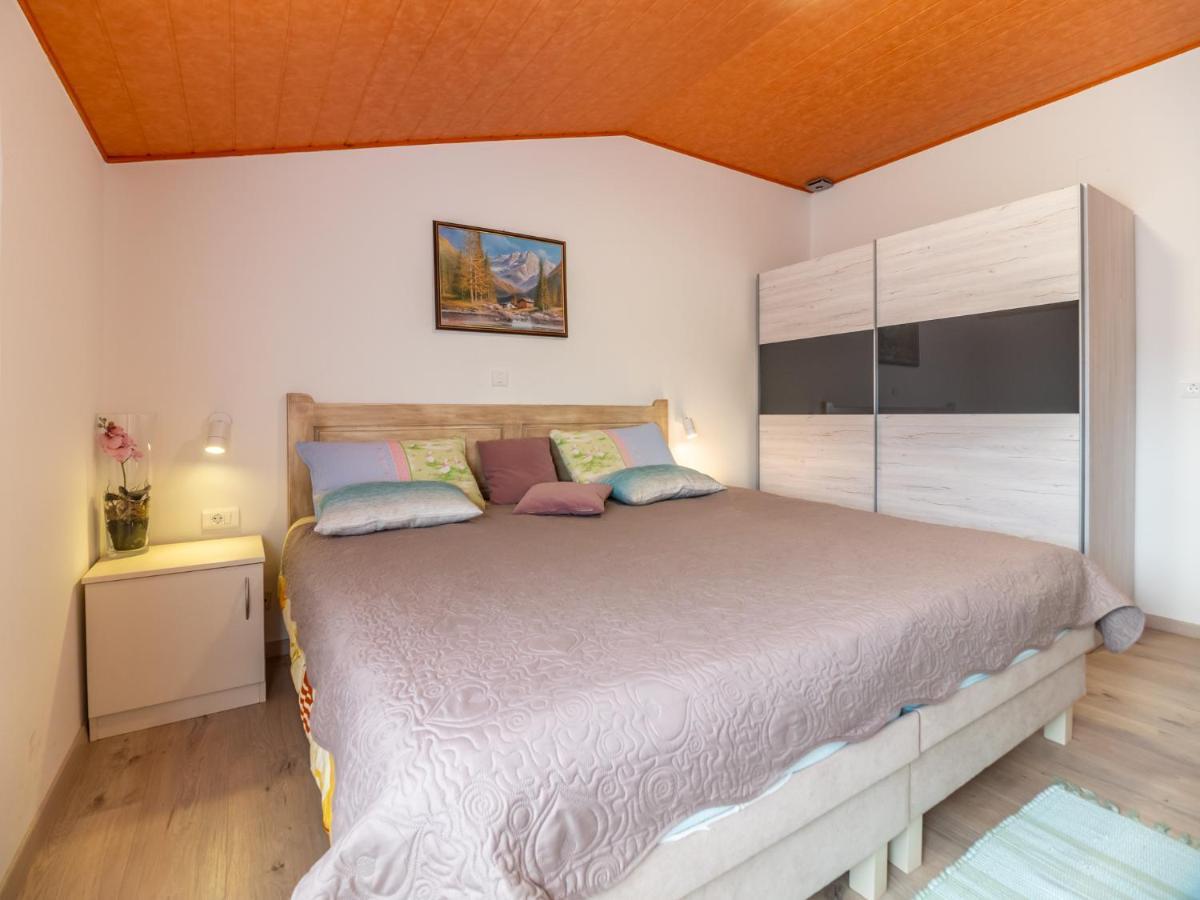 Berat Apartment Vodnjan Esterno foto