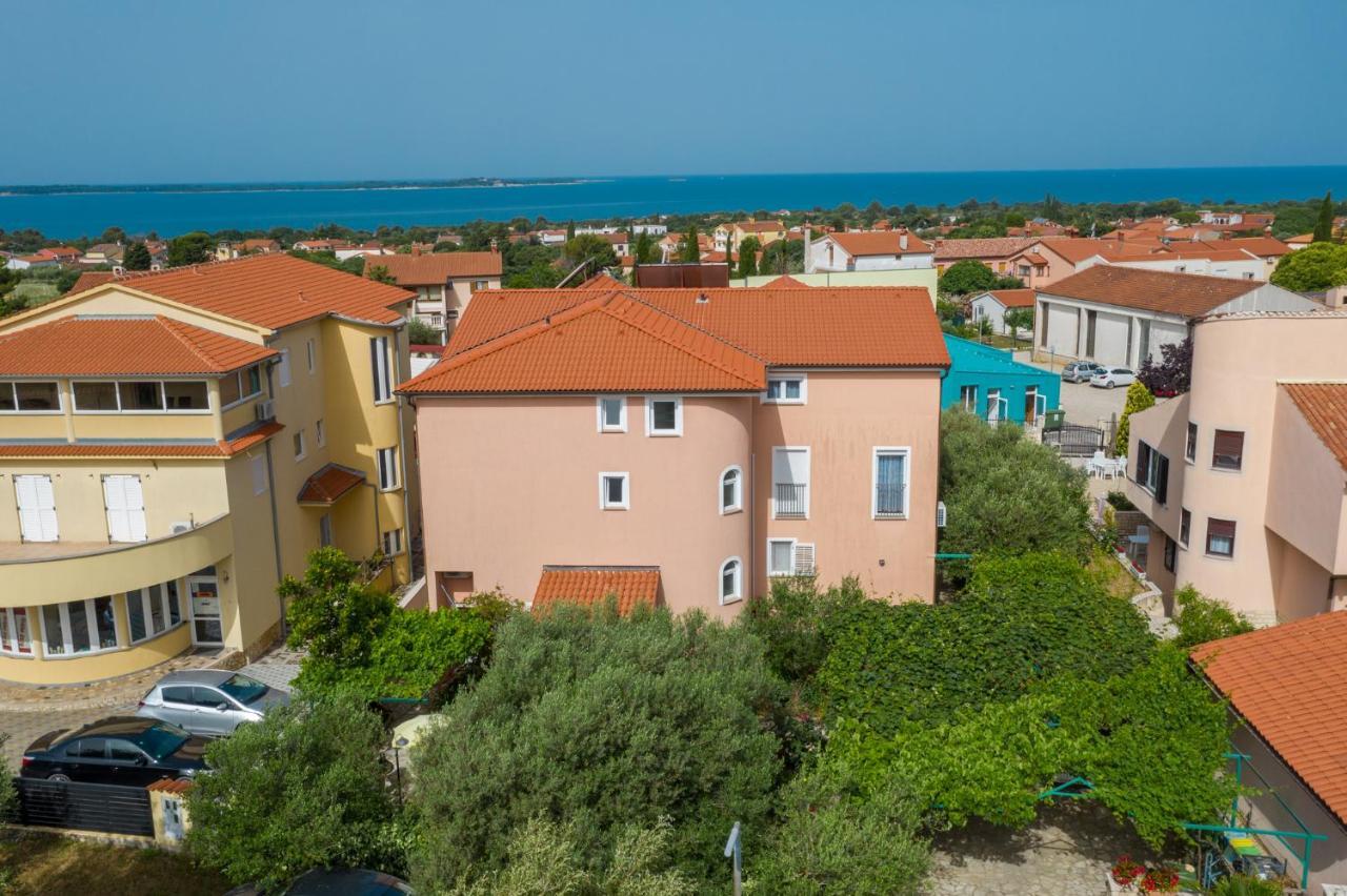 Berat Apartment Vodnjan Esterno foto