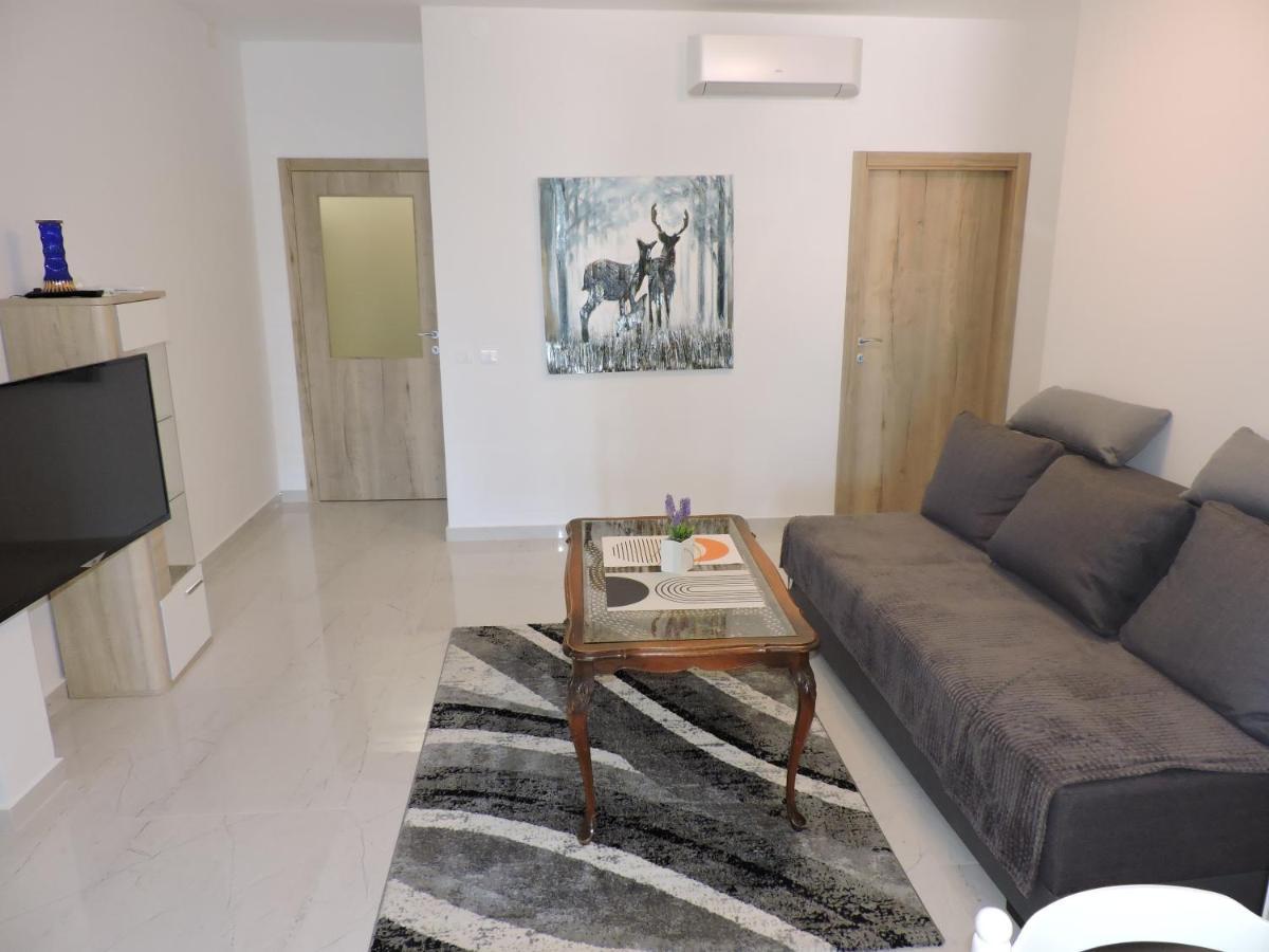 Berat Apartment Vodnjan Esterno foto