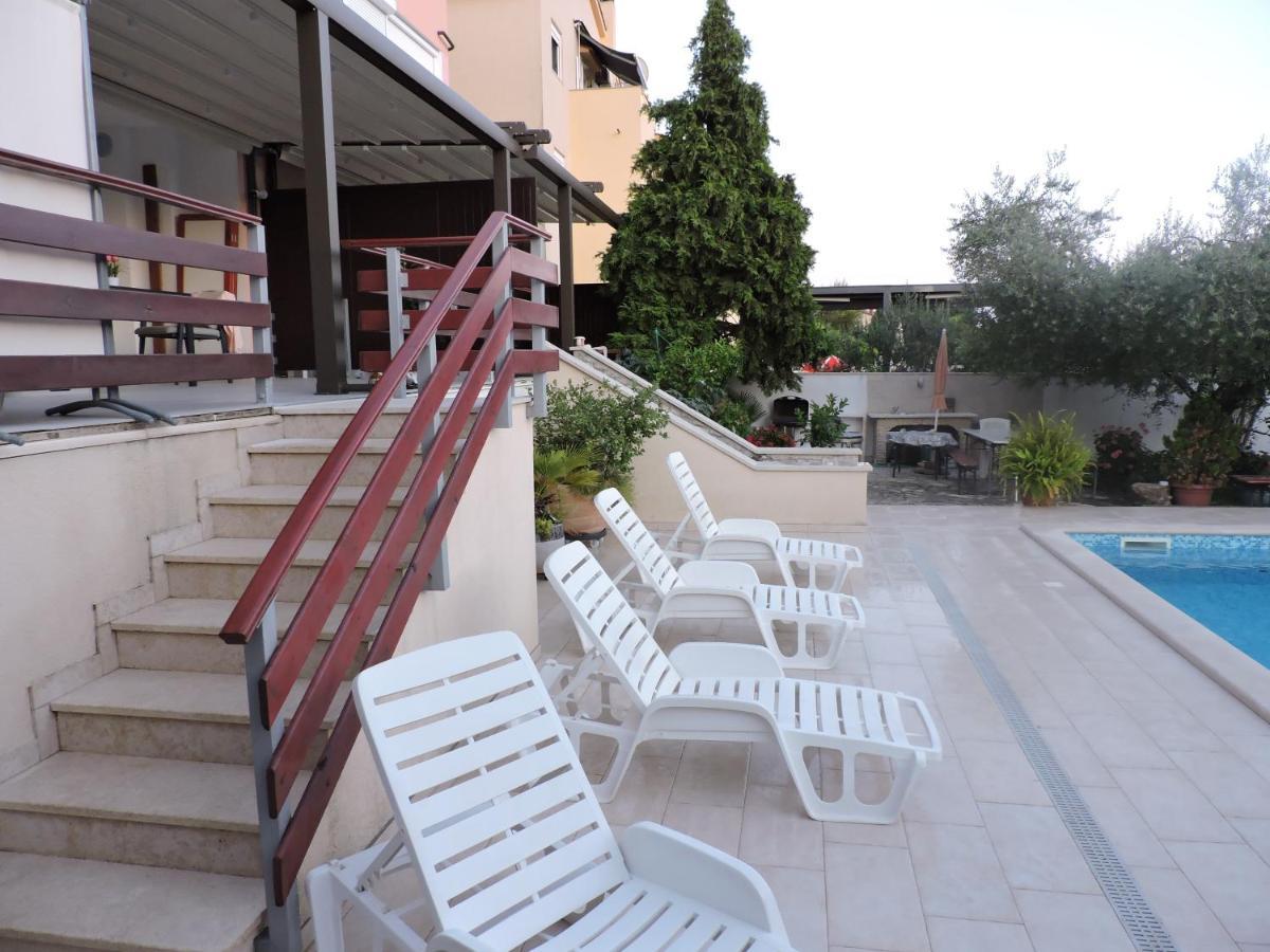 Berat Apartment Vodnjan Esterno foto