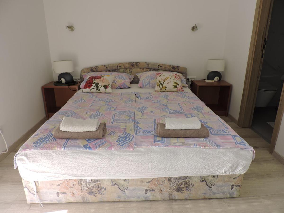 Berat Apartment Vodnjan Esterno foto
